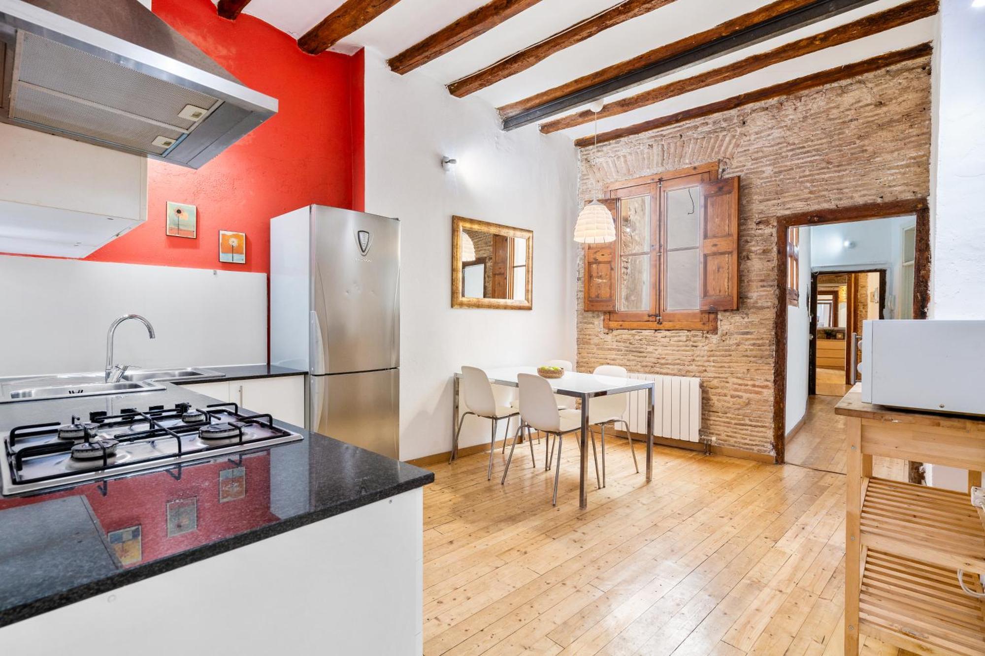 Stylish 2-bedroom In El Born Appartement *